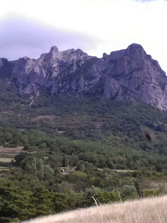 Le Gite De Cristal Proche Bugarach Granes エクステリア 写真